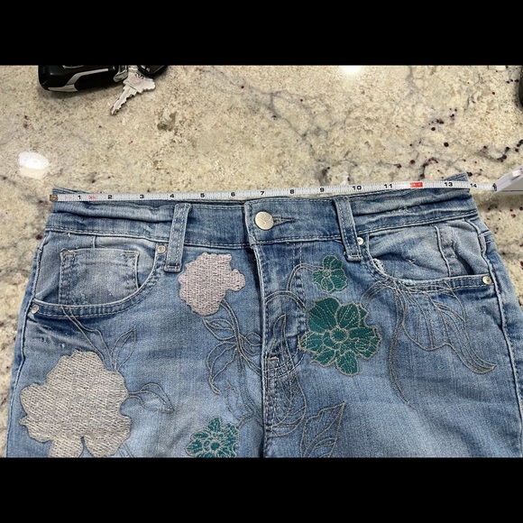 Jessica Simpson Floral Forever Low Rise Jeans - Picture 8 of 8